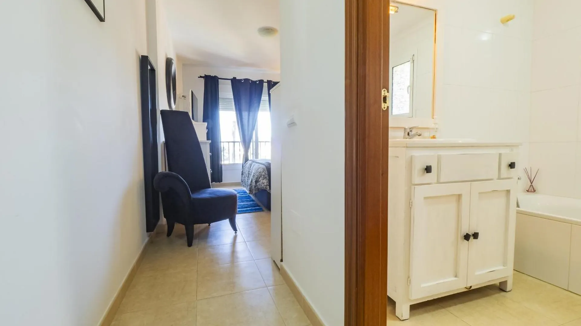 Semesterbostad Cubo'S Chaparral Townhouse & Community Pool Villa El Faro Spanien
